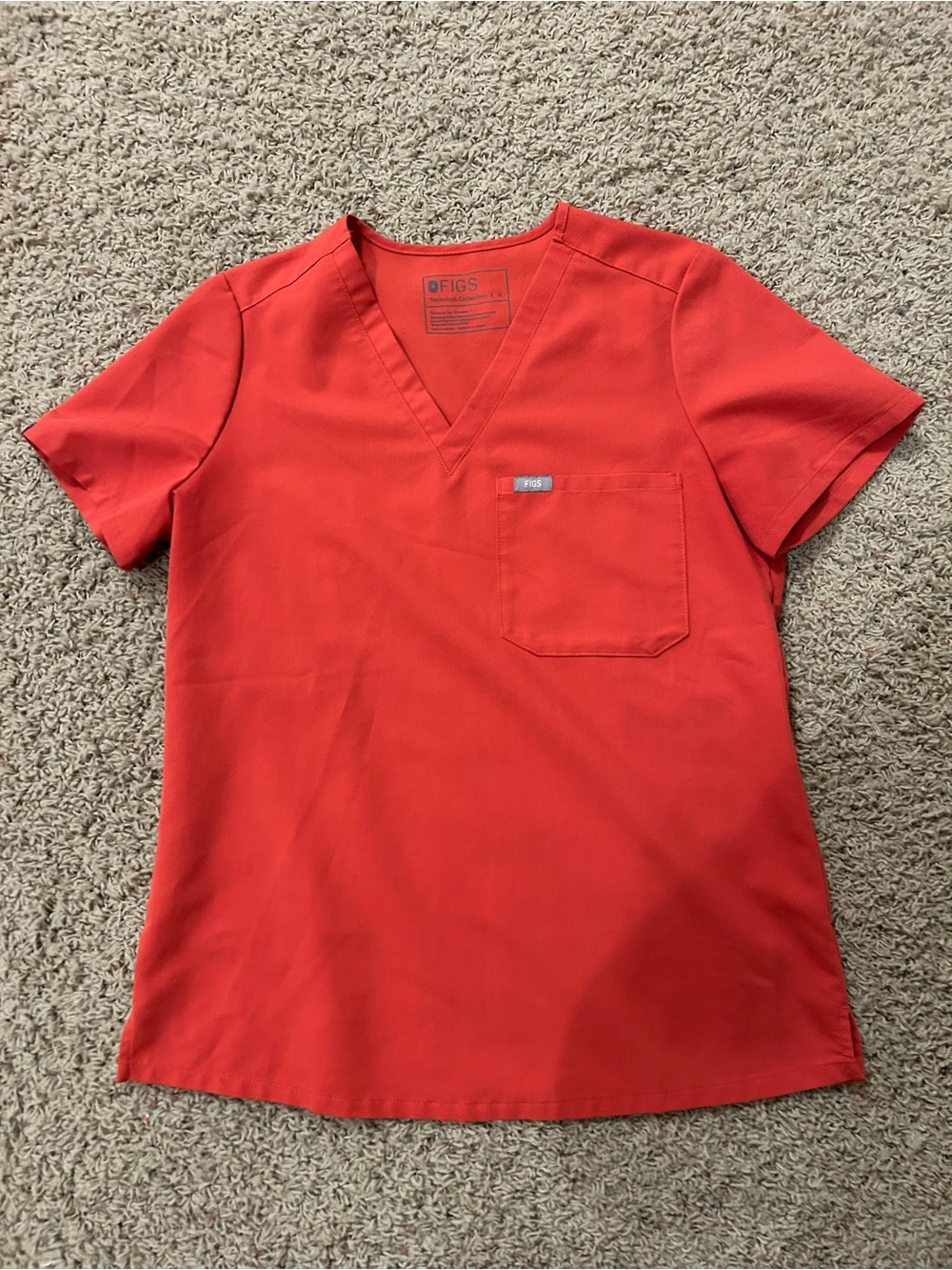 FIGS Scrub Top – Coral Red | Women's Small